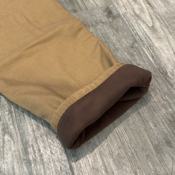 Men’s Wrangler fleece lined carpenter pants. - Picture 5 of 6